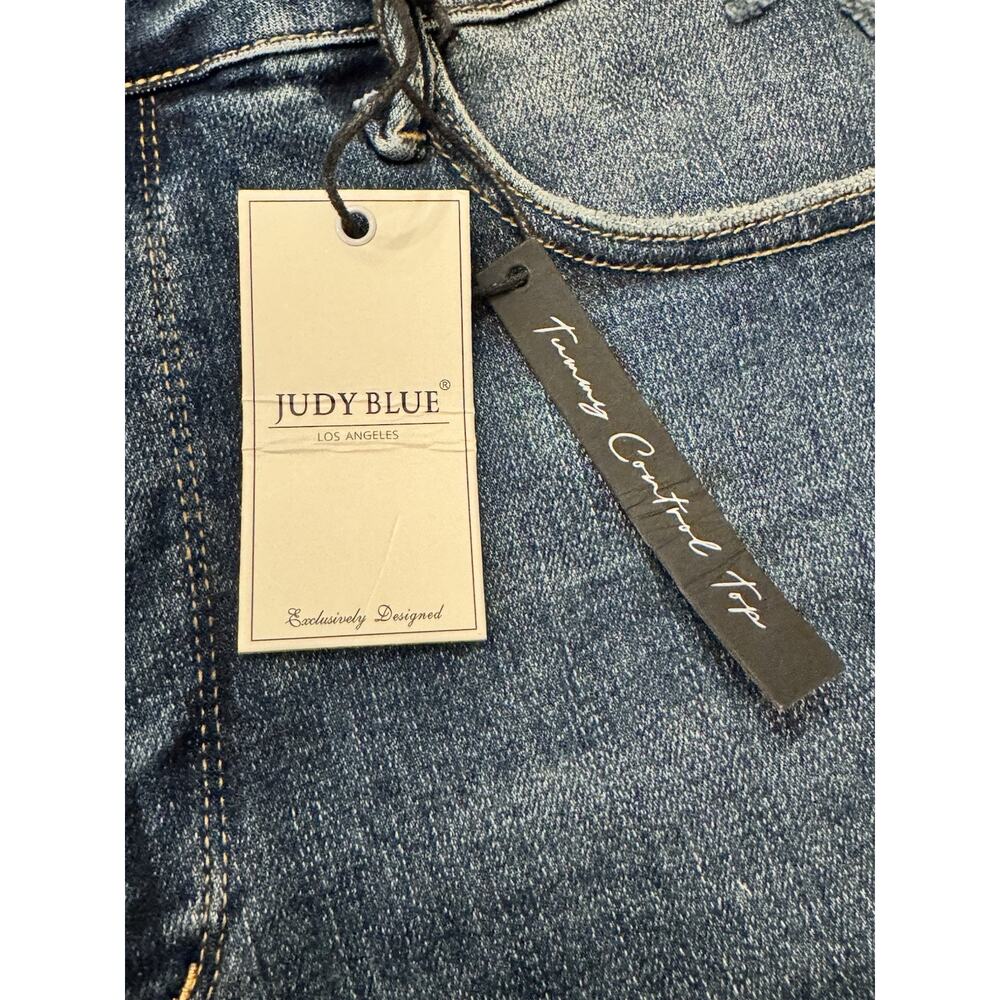 Judy Blue Jeans Plus Sz 18 W Curvy Fit Medium Wash Tummy Control High Waist NWT - Picture 11 of 12